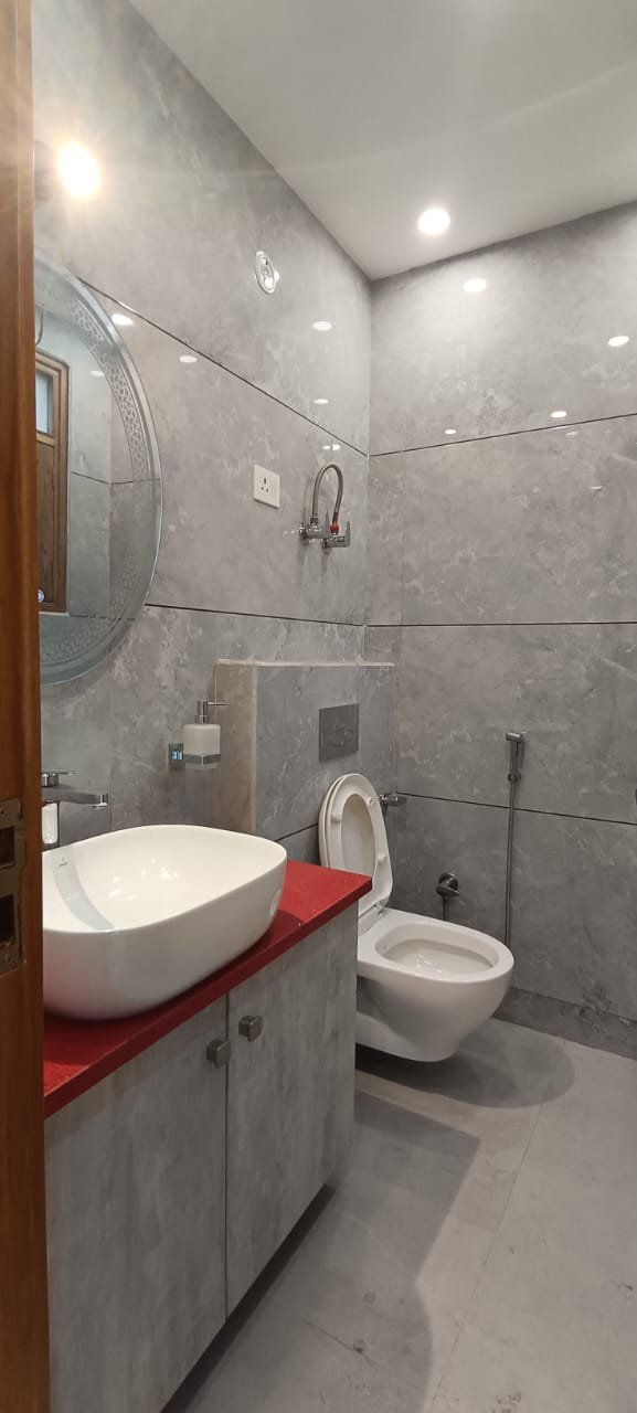 Newly built 3 BHK corner builder floor on upper ground with lift and car parking