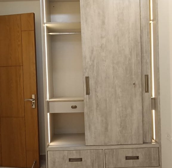 Newly built 3 BHK corner builder floor on upper ground with lift and car parking