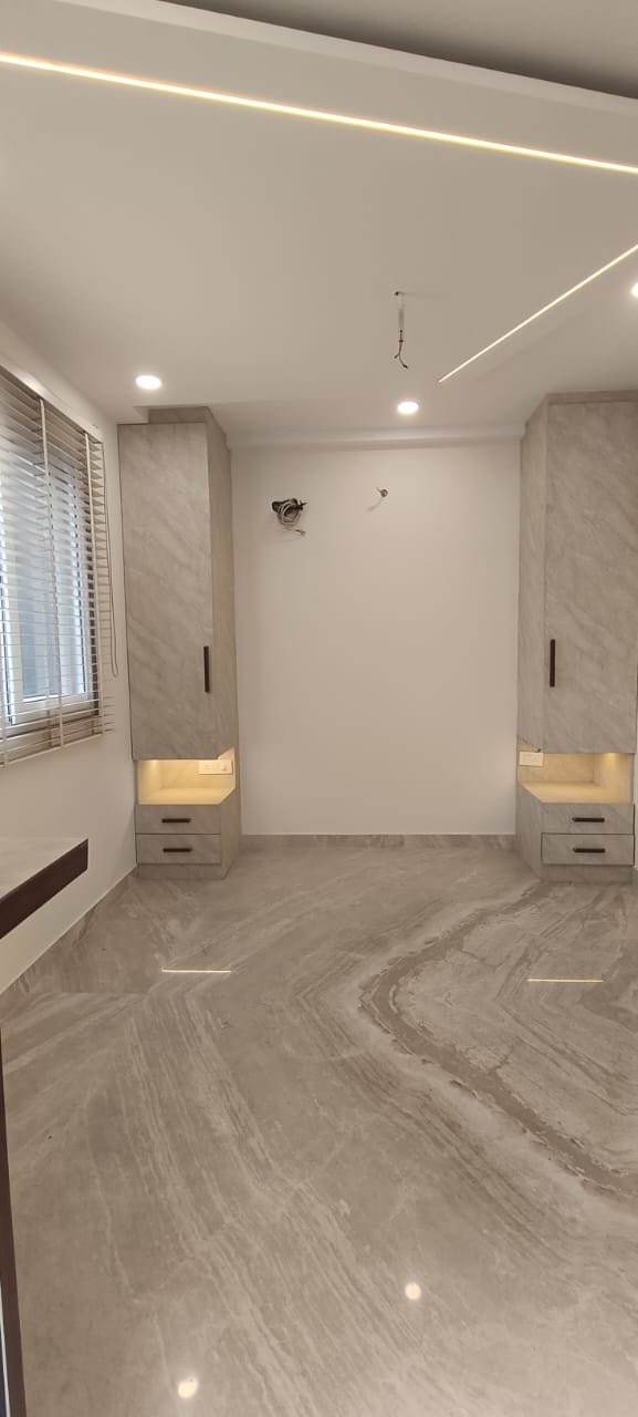 Newly built 3 BHK corner builder floor on upper ground with lift and car parking