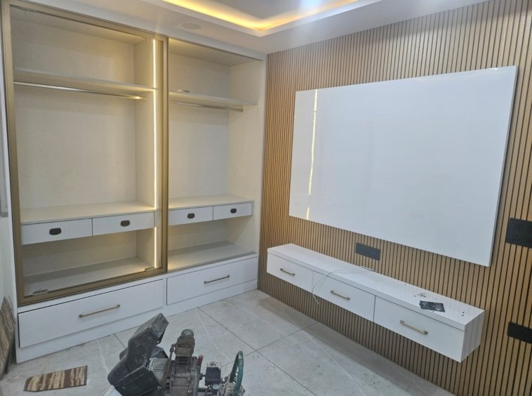 Newly Renovated 4 BHK Ground Floor DDA MIG Flat for Sale in C1A Block Janakpuri – Corner Property