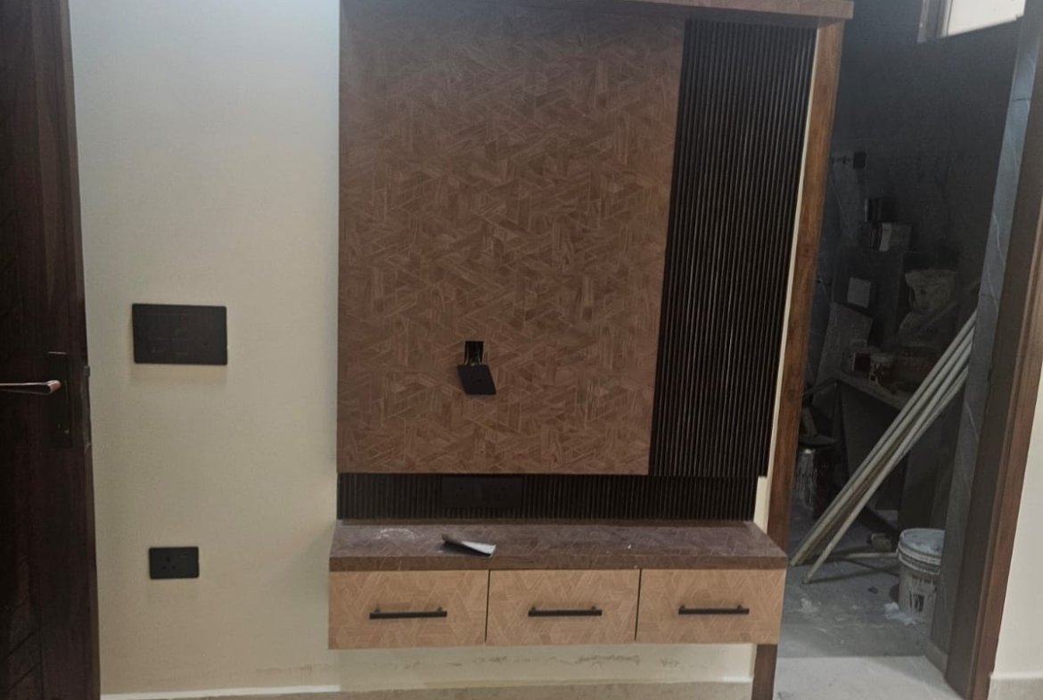 Newly Renovated 4 BHK Ground Floor DDA MIG Flat for Sale in C1A Block Janakpuri – Corner Property @ ₹2.1 Cr