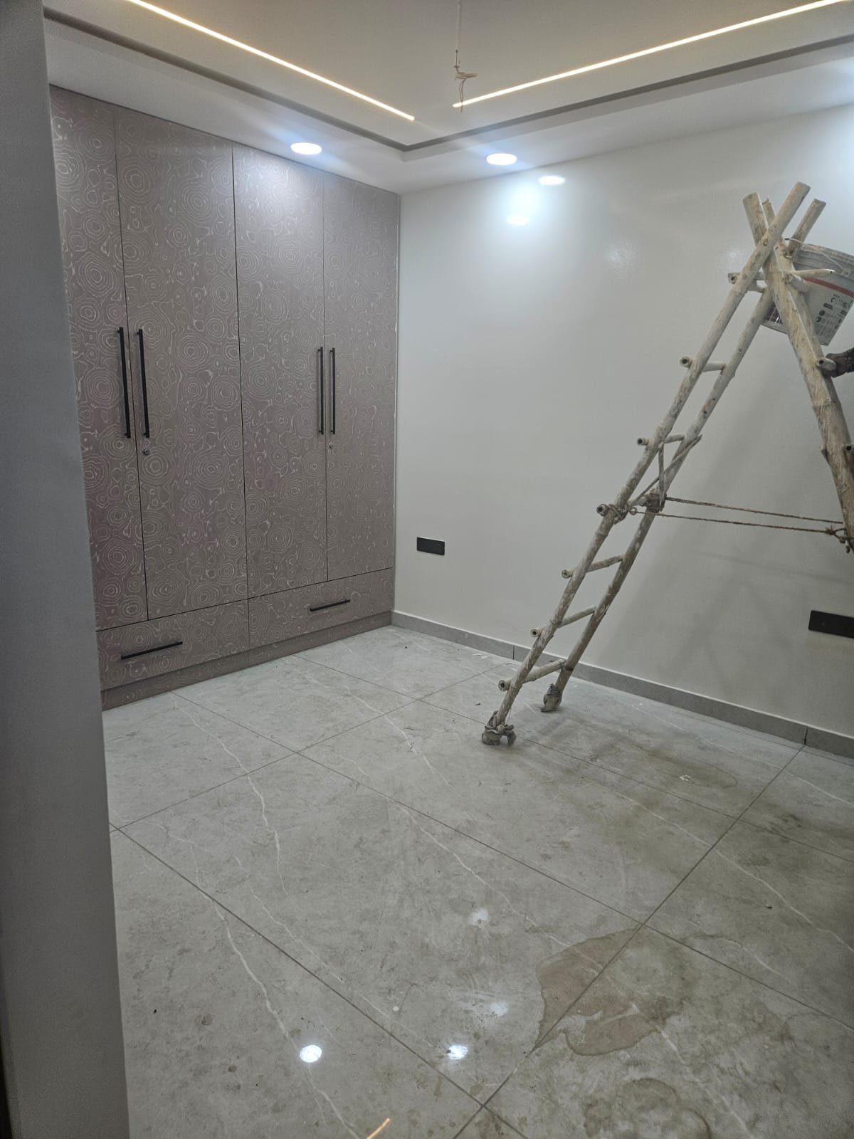 Newly Renovated 4 BHK Ground Floor DDA MIG Flat for Sale in C1A Block Janakpuri – Corner Property