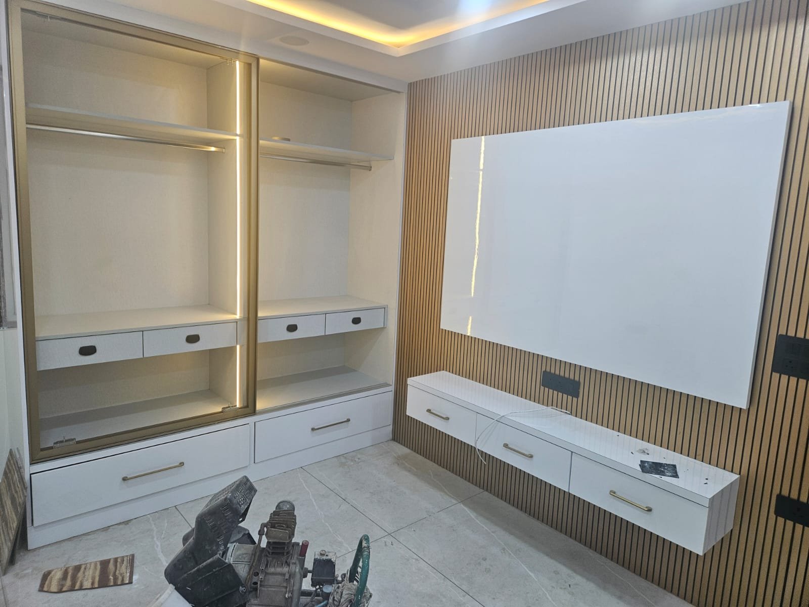 Newly Renovated 4 BHK Ground Floor DDA MIG Flat for Sale in C1A Block Janakpuri – Corner Property