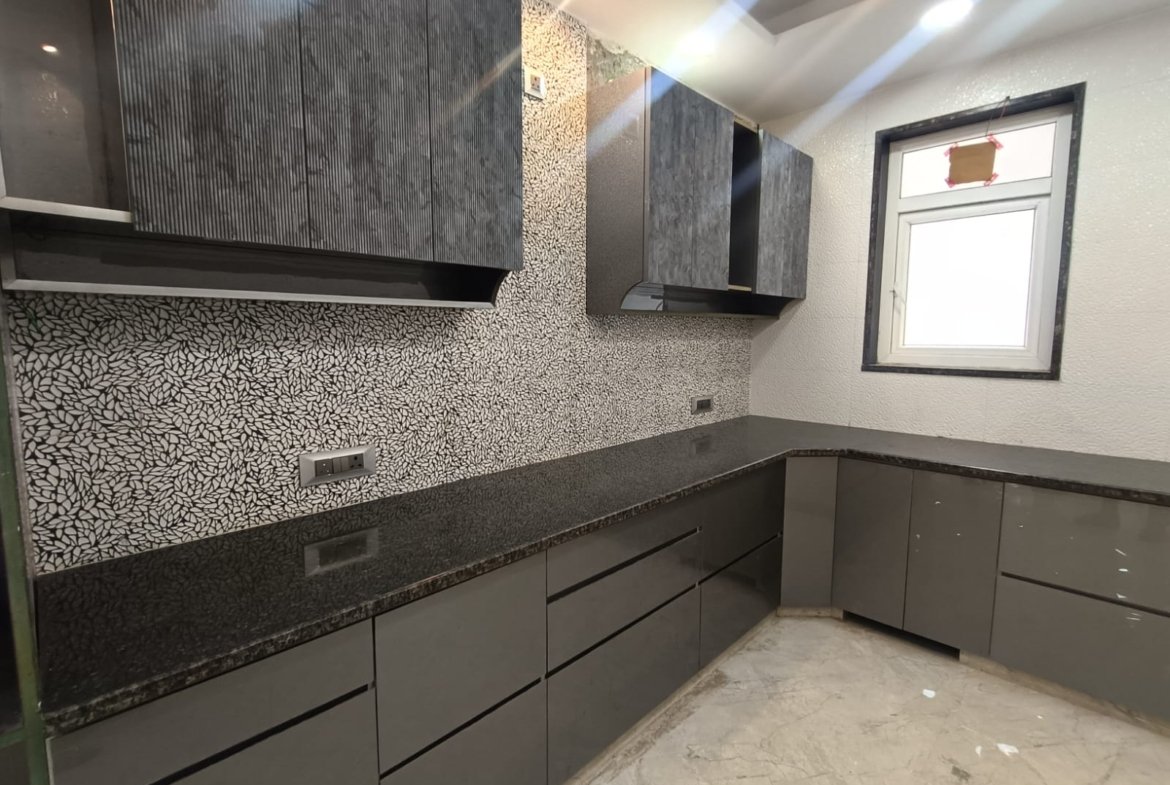 Newly Renovated 3 BHK DDA MIG Flat for Sale in B3B Block Janakpuri – First Floor, Corner Unit with Dual Balconies