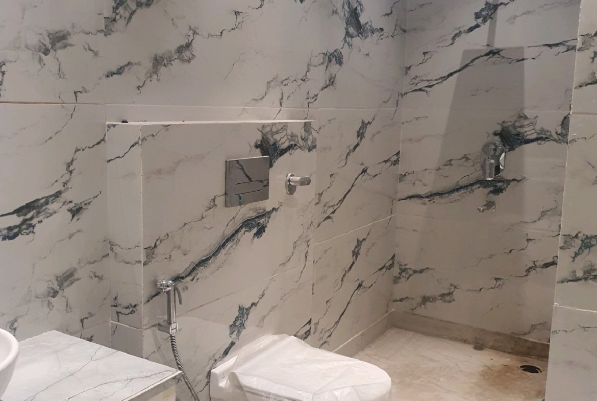 3 BHK DDA MIG Flat for Sale in Janakpuri C4A Block | Newly Renovated Corner Property