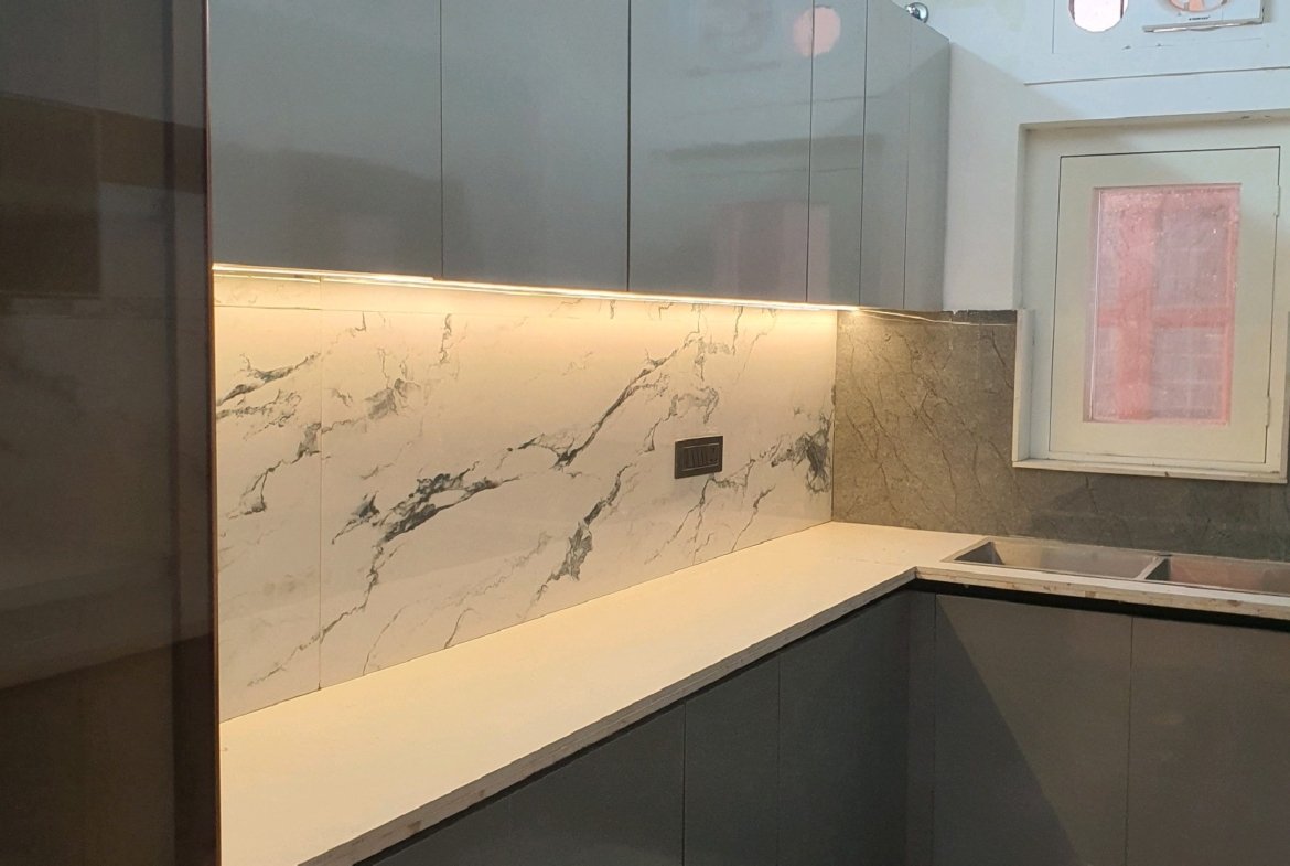 3 BHK DDA MIG Flat for Sale in Janakpuri C4A Block | Newly Renovated Corner Property