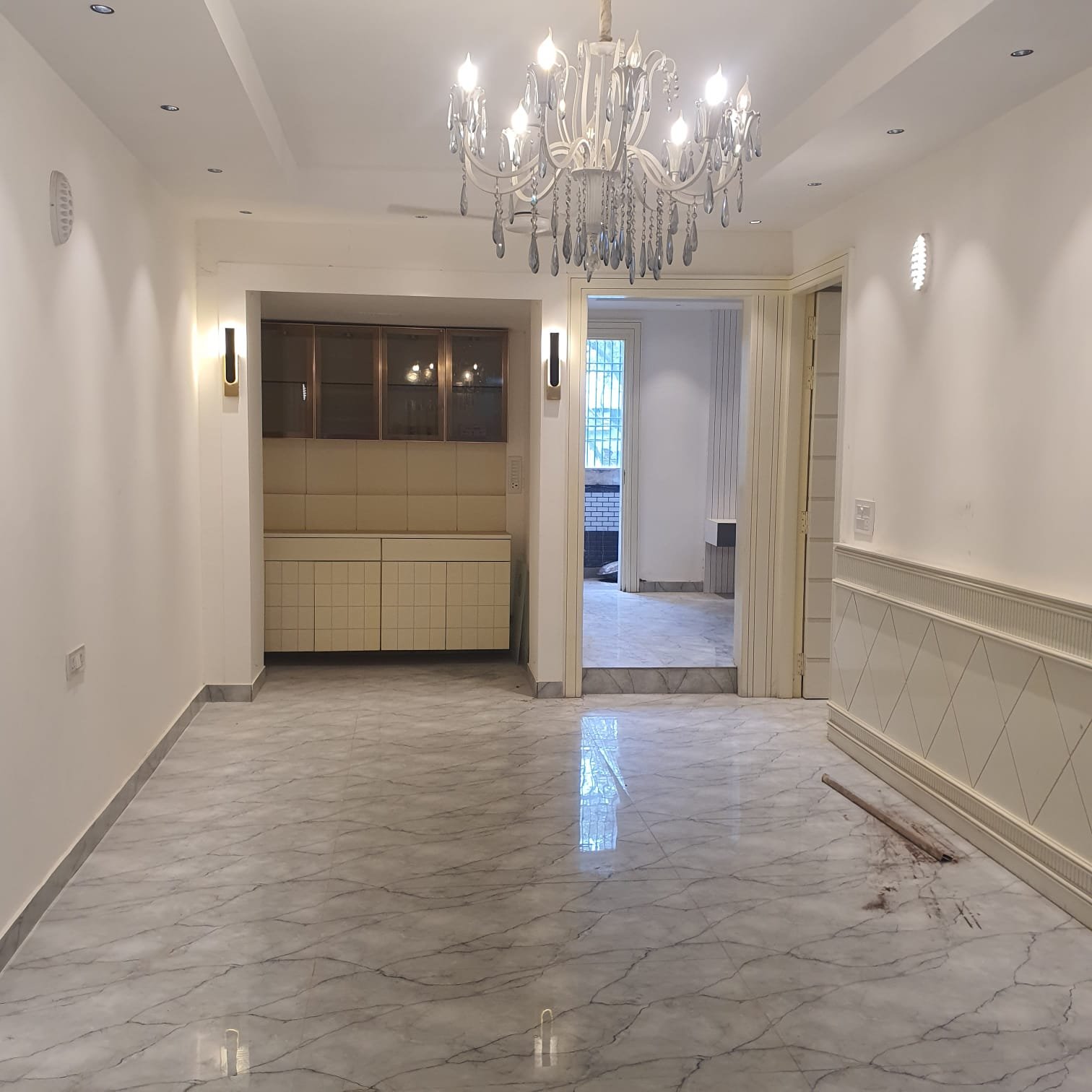 Newly renovated 3 BHK DDA MIG Flat for sale in Janakpuri C4A Block. Corner property on the first floor with 3 washrooms, modular kitchen, and excellent ventilation. Perfect ready-to-move family home.