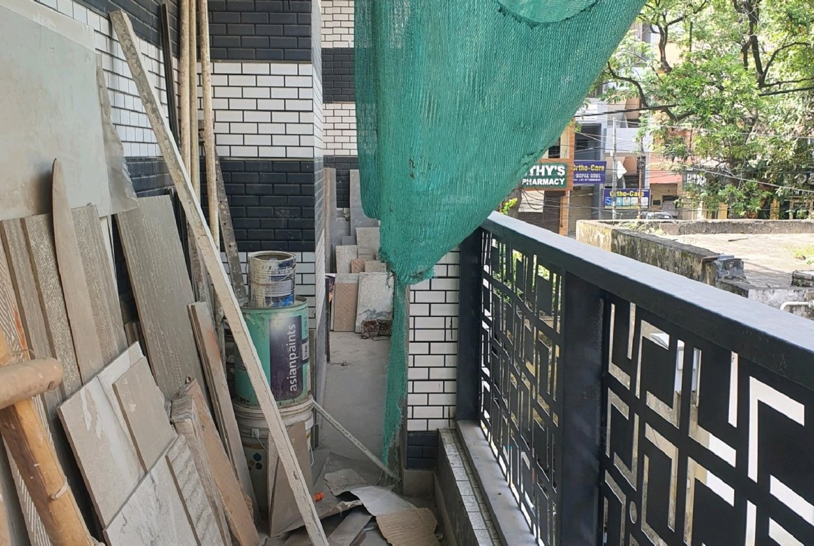 3 BHK DDA MIG Flat for Sale in Janakpuri C4A Block | Newly Renovated Corner Property