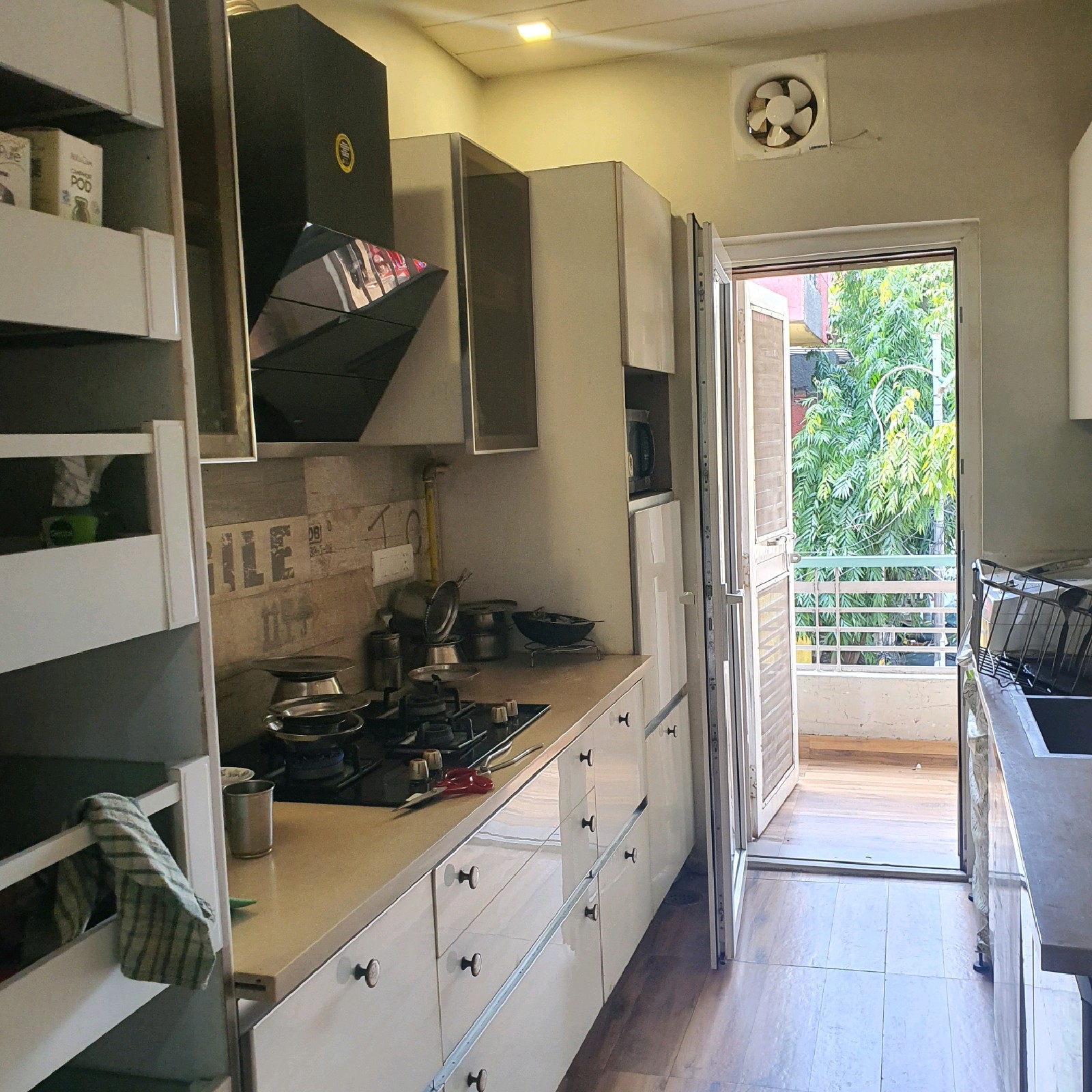 Spacious 3 BHK Fully Extended DDA MIG Flat in C4A Block, Janakpuri