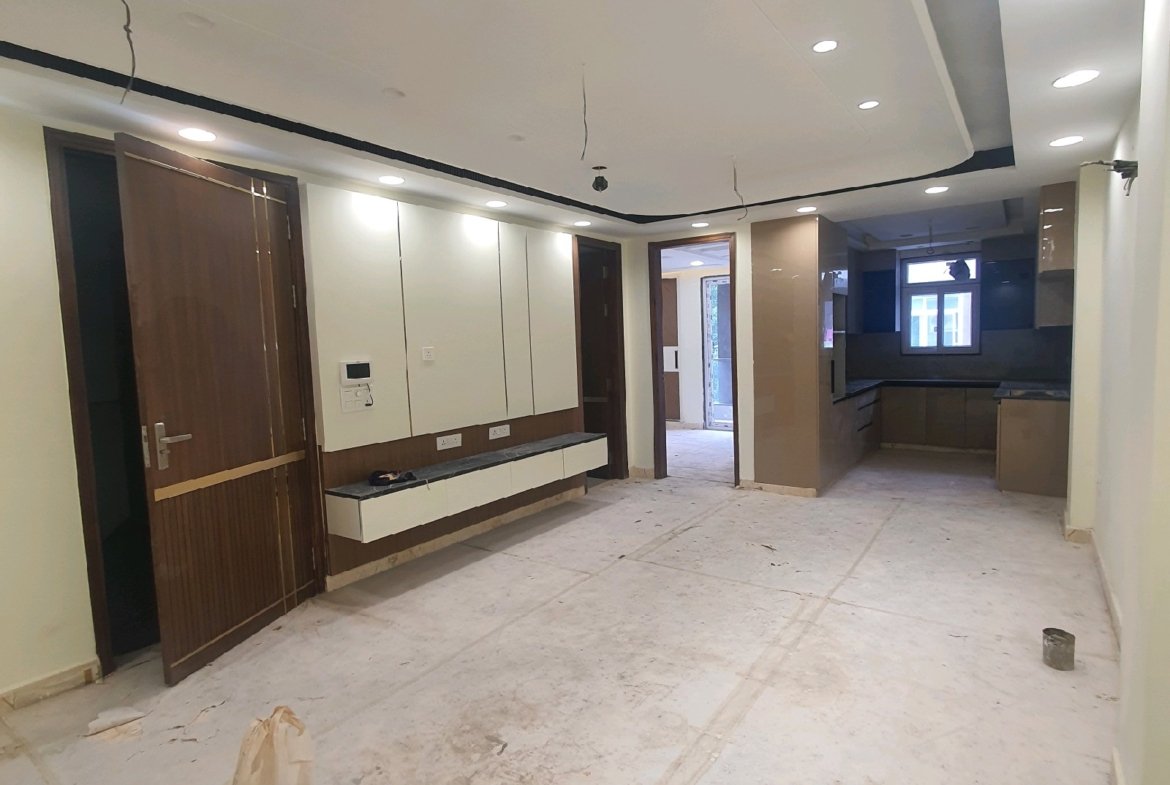 Newly Built 3 BHK Builder Floor with Lift & Stilt Parking in C2 Block, Janakpuri (West Facing)