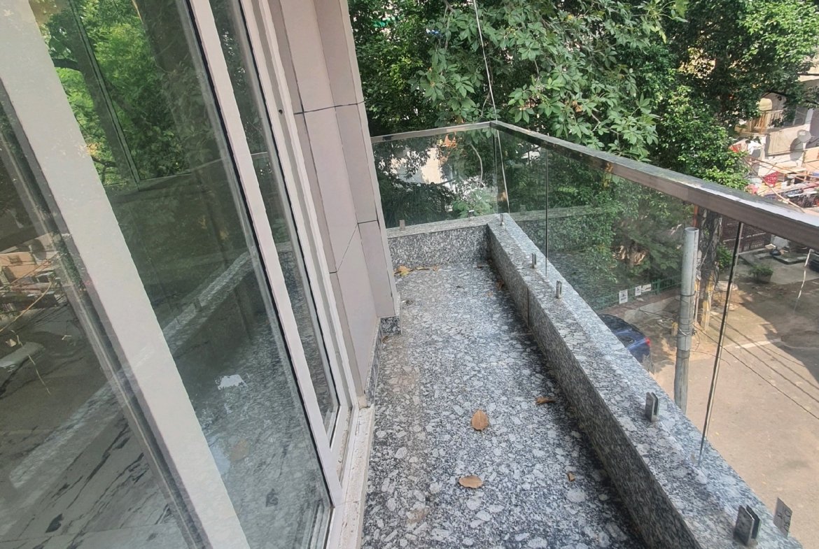 Newly Built 3 BHK Corner Builder Floor with Lift & Car Parking in C5A Block, Janakpuri