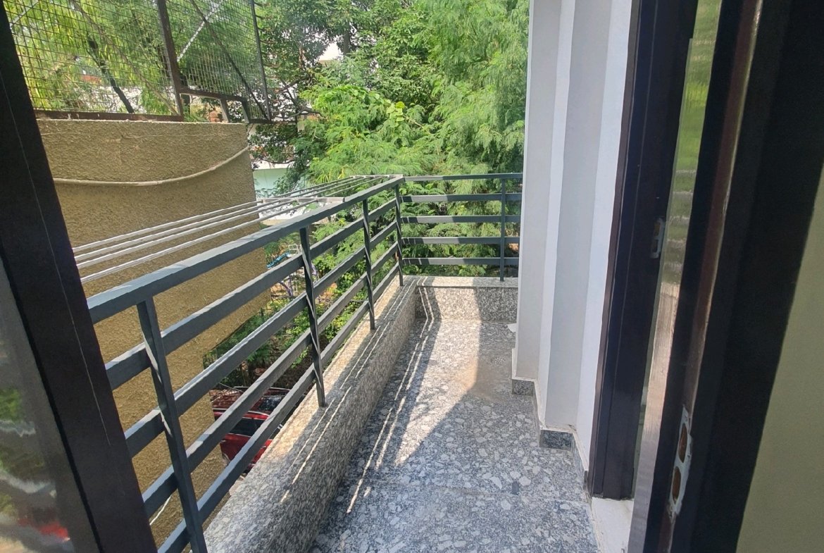 Newly Built 3 BHK Corner Builder Floor with Lift & Car Parking in C5A Block, Janakpuri