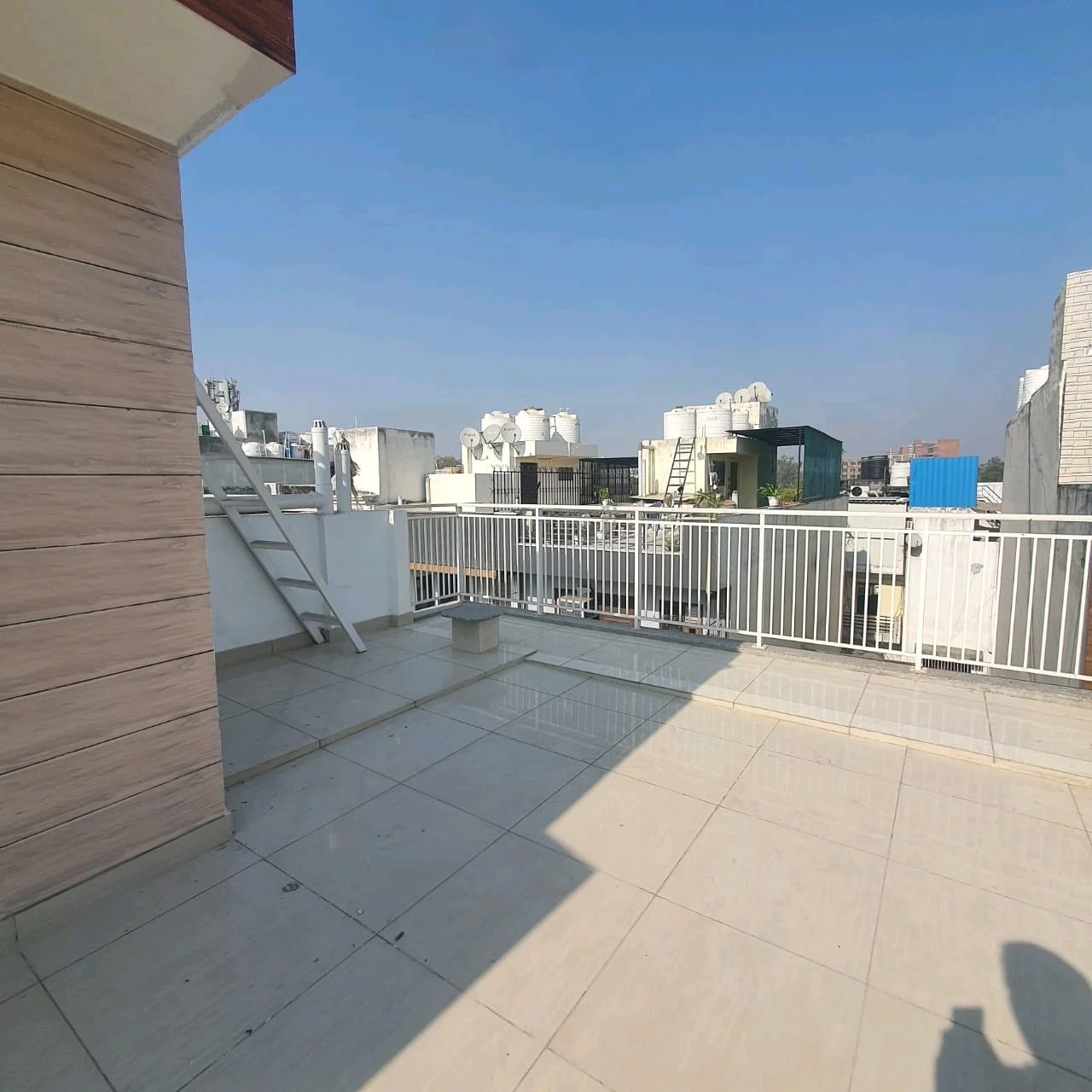 80 Gaj top-floor corner builder floor with 2 BHK on third floor and 1 BHK on roof in C4F Block Janakpuri.