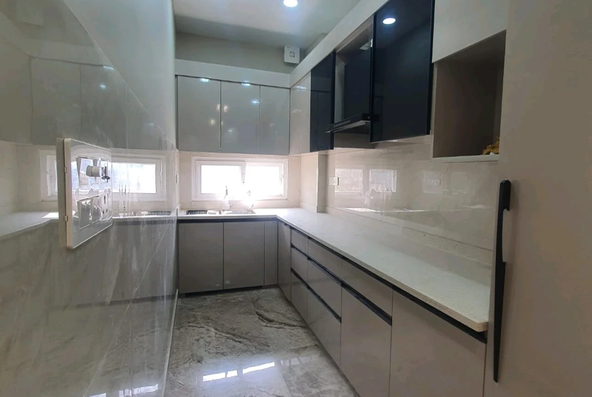 2 BHK Builder Floor for Sale in C4F Block Janakpuri | Top Floor with Roof Rights