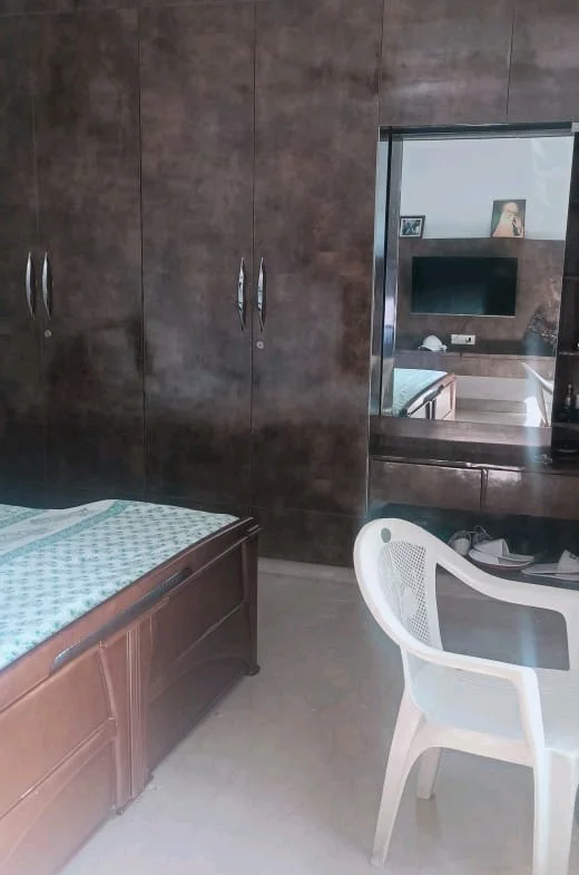 265 Gaj Upper Ground Floor for Sale in B1 Block Janakpuri – 4 BHK