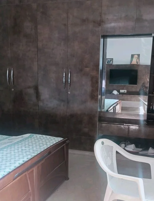 265 Gaj Upper Ground Floor for Sale in B1 Block Janakpuri – 4 BHK