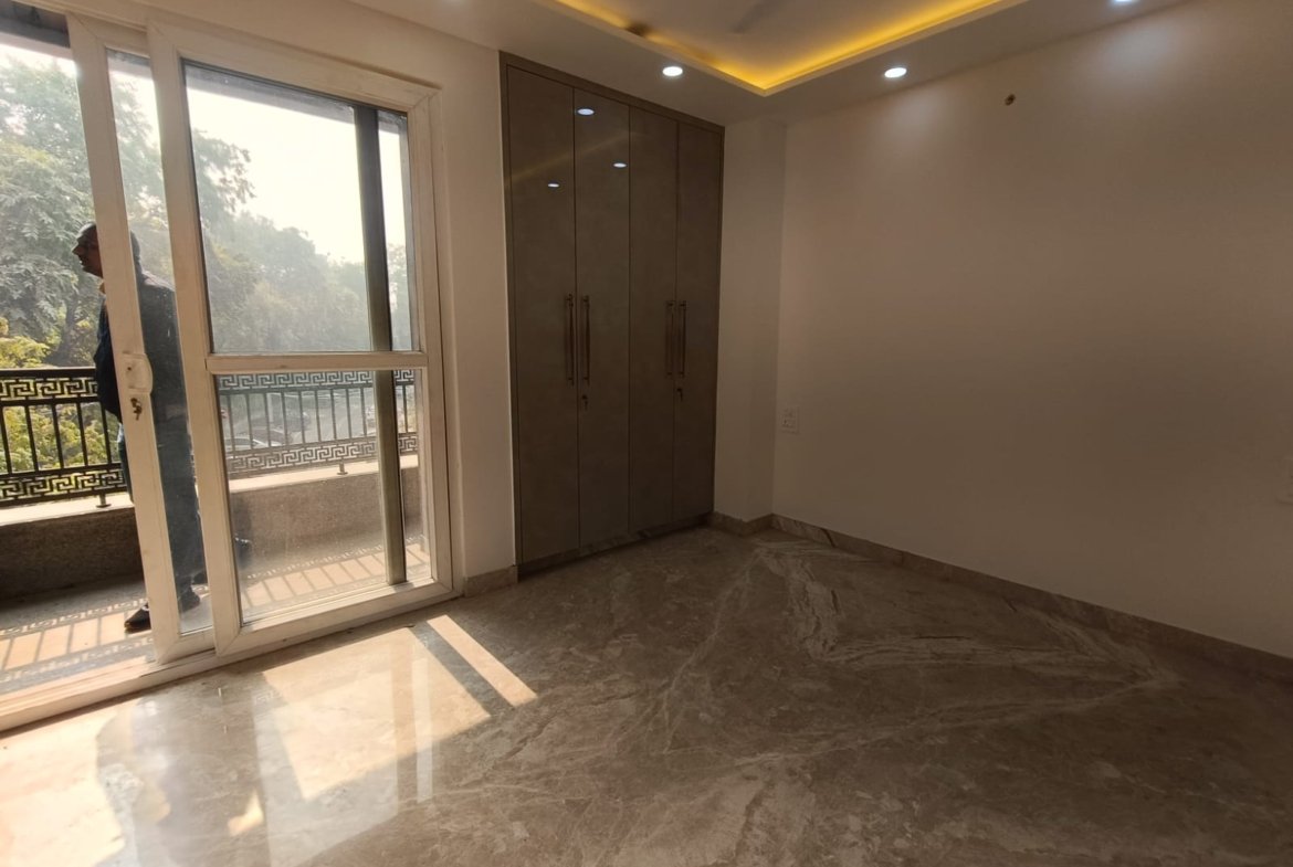 150 Gaj Brand New 3 BHK Builder Floor for Sale in C2 Block Janakpuri – 1st Floor