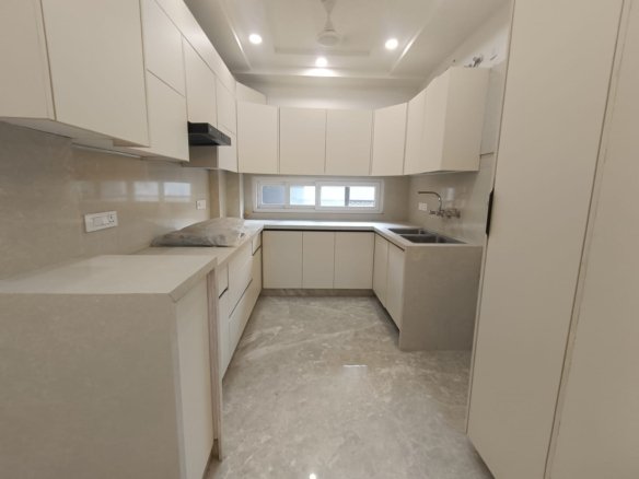 150 Gaj Brand New 3 BHK Builder Floor for Sale in C2 Block Janakpuri – 1st Floor