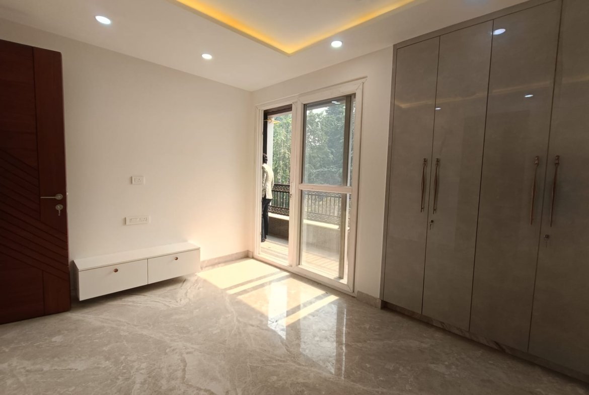 150 Gaj Brand New 3 BHK Builder Floor for Sale in C2 Block Janakpuri – 1st Floor