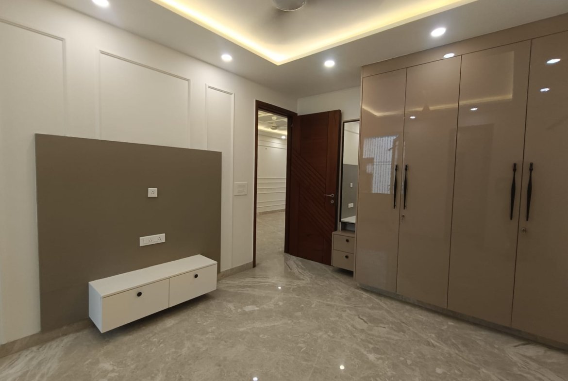 150 Gaj Brand New 3 BHK Builder Floor for Sale in C2 Block Janakpuri – 1st Floor