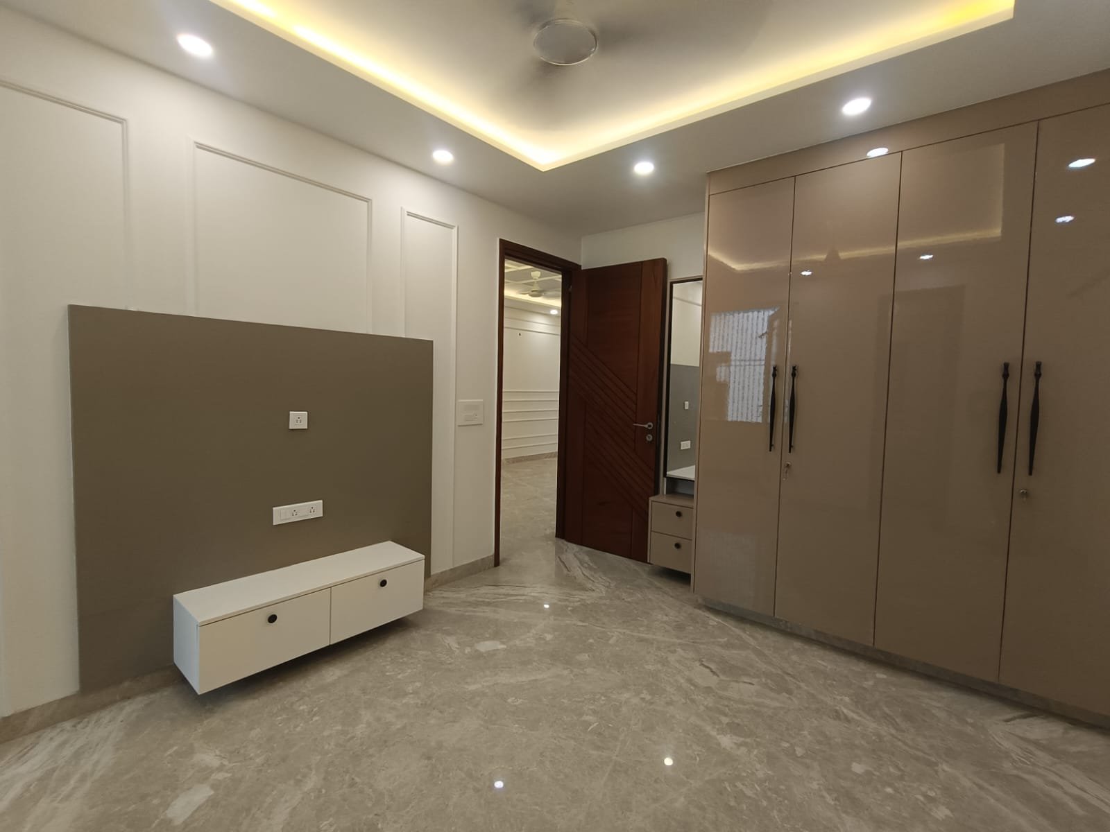 150 Gaj Brand New 3 BHK Builder Floor for Sale in C2 Block Janakpuri – 1st Floor