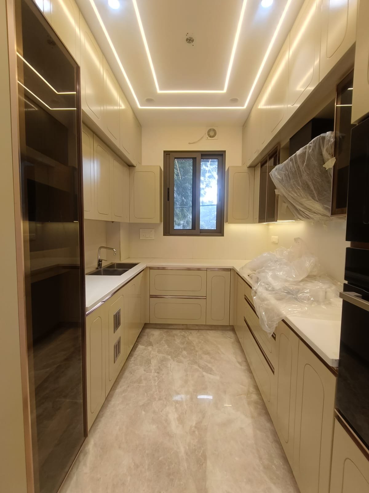 150 Gaj Brand New South-Facing 3 BHK Builder Floor for Sale – ₹3.25 Cr