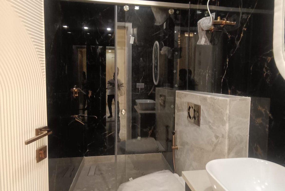 150 Gaj Brand New South-Facing 3 BHK Builder Floor for Sale – ₹3.25 Cr