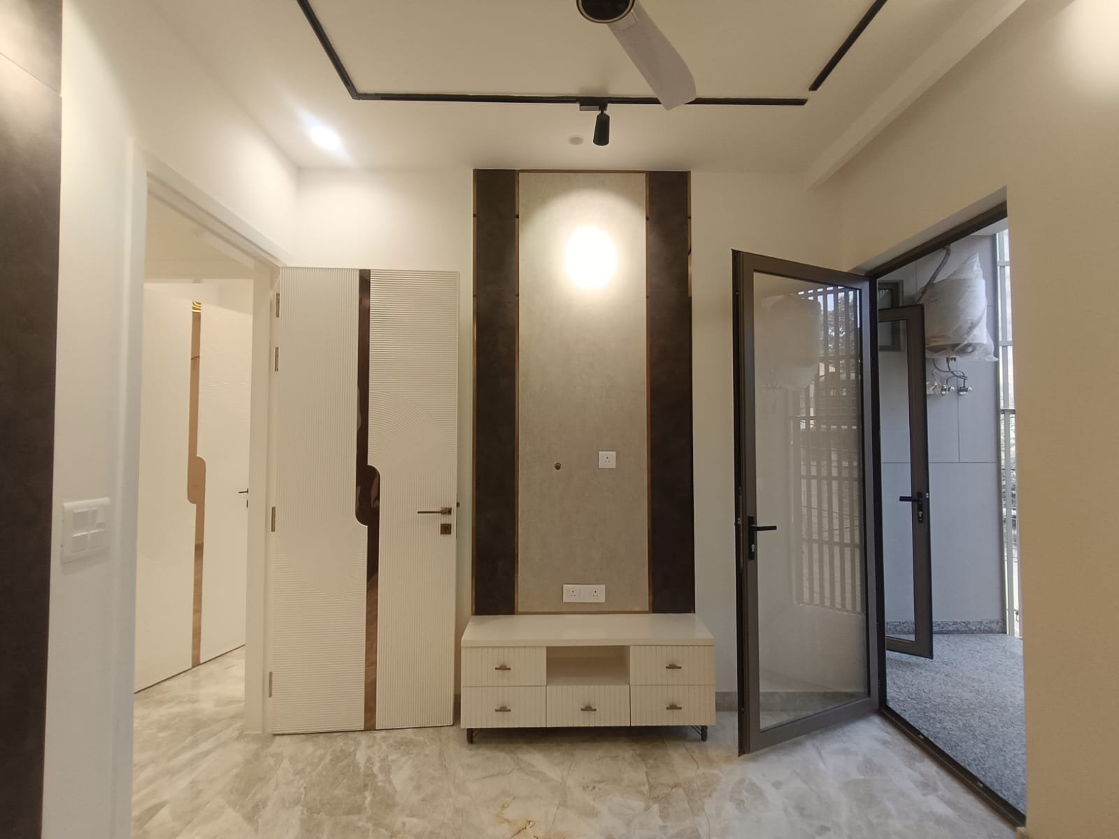 150 Gaj Brand New South-Facing 3 BHK Builder Floor for Sale – ₹3.25 Cr