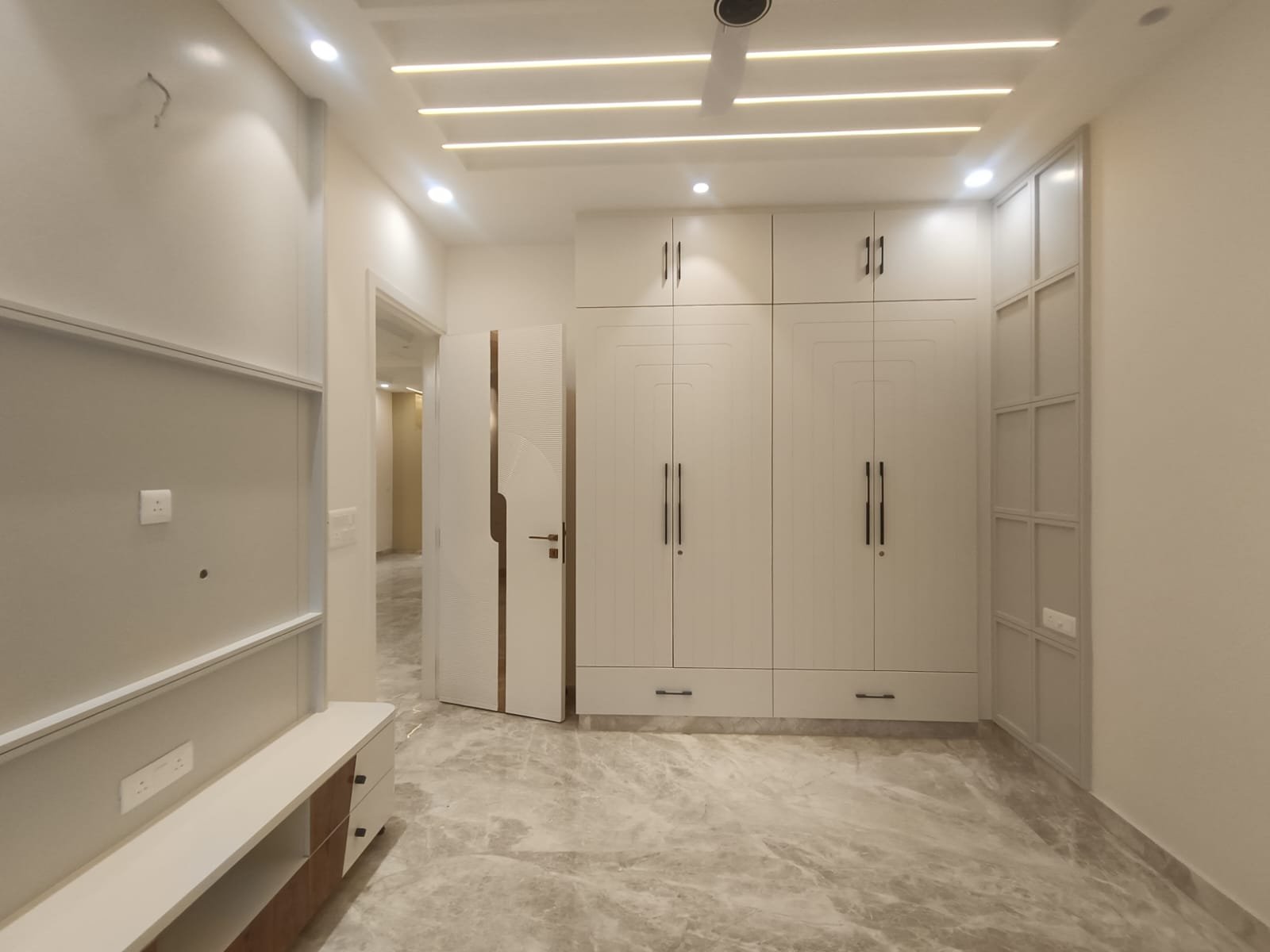 150 Gaj Brand New South-Facing 3 BHK Builder Floor for Sale – ₹3.25 Cr