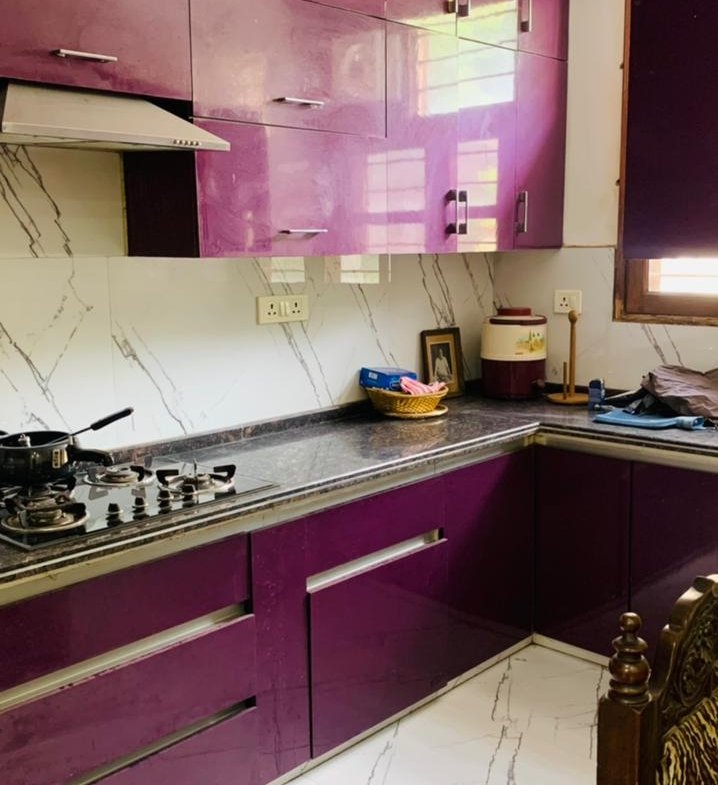 2 BHK Fully Furnished Ground Floor for Rent in C4H Block Janakpuri