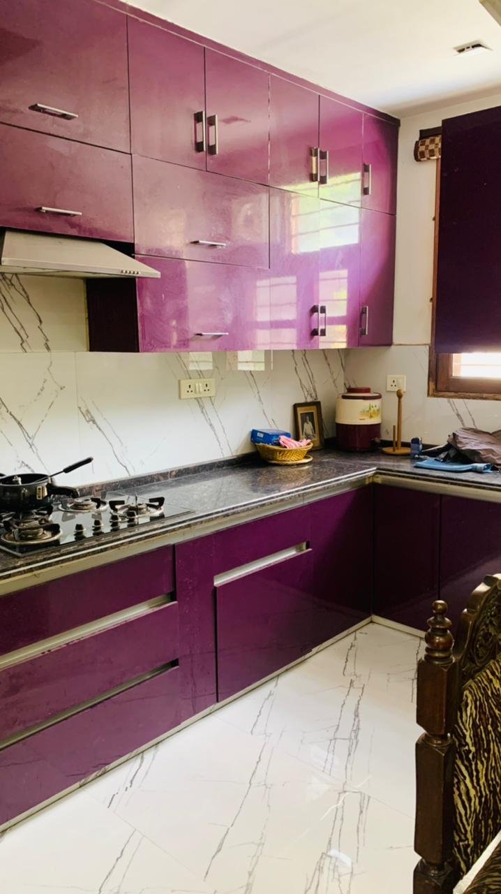 2 BHK Fully Furnished Ground Floor for Rent in C4H Block Janakpuri