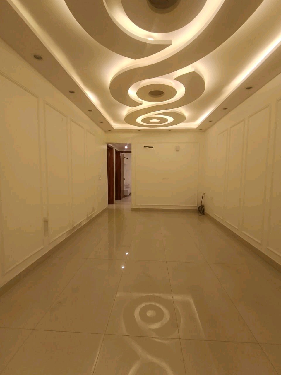 BIG MIG 4 BHK Ground Floor Flat for Sale in C4A Block Janakpuri BIG MIG 4 BHK Ground Floor Flat for Sale in C4A Block Janakpuri