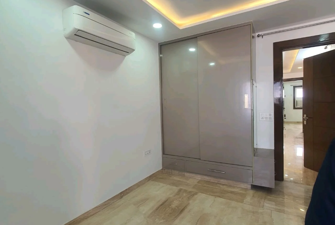 80 Gaj top-floor corner builder floor with 2 BHK on third floor and 1 BHK on roof in C4F Block Janakpuri.