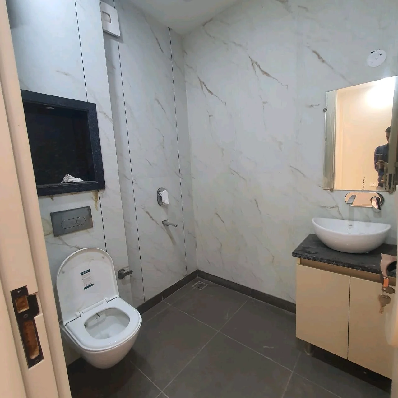 2 BHK Builder Floor for Sale in C4F Block Janakpuri | Top Floor with Roof Rights