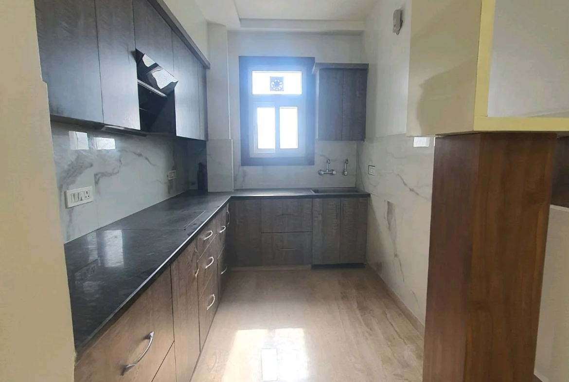 80 Gaj top-floor corner builder floor with 2 BHK on third floor and 1 BHK on roof in C4F Block Janakpuri.