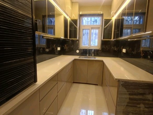 BIG MIG 4 BHK Ground Floor Flat for Sale in C4A Block Janakpuri