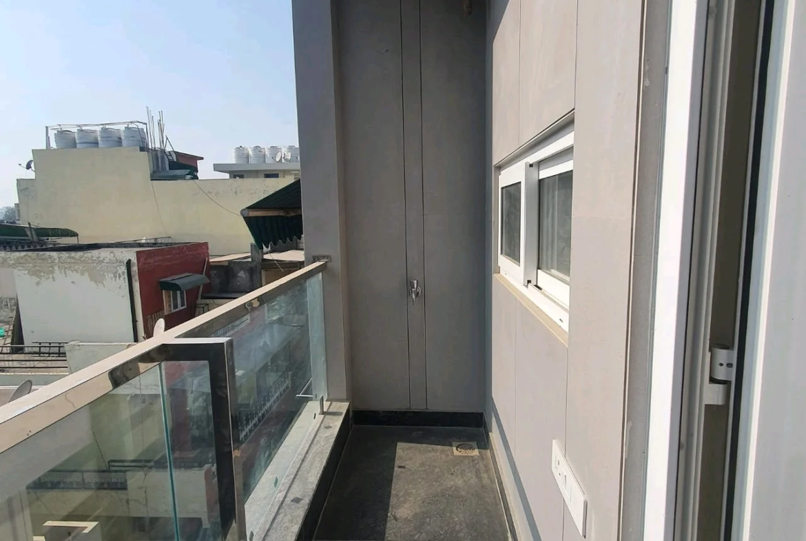 2 BHK Builder Floor for Sale in C4F Block Janakpuri | Top Floor with Roof Rights