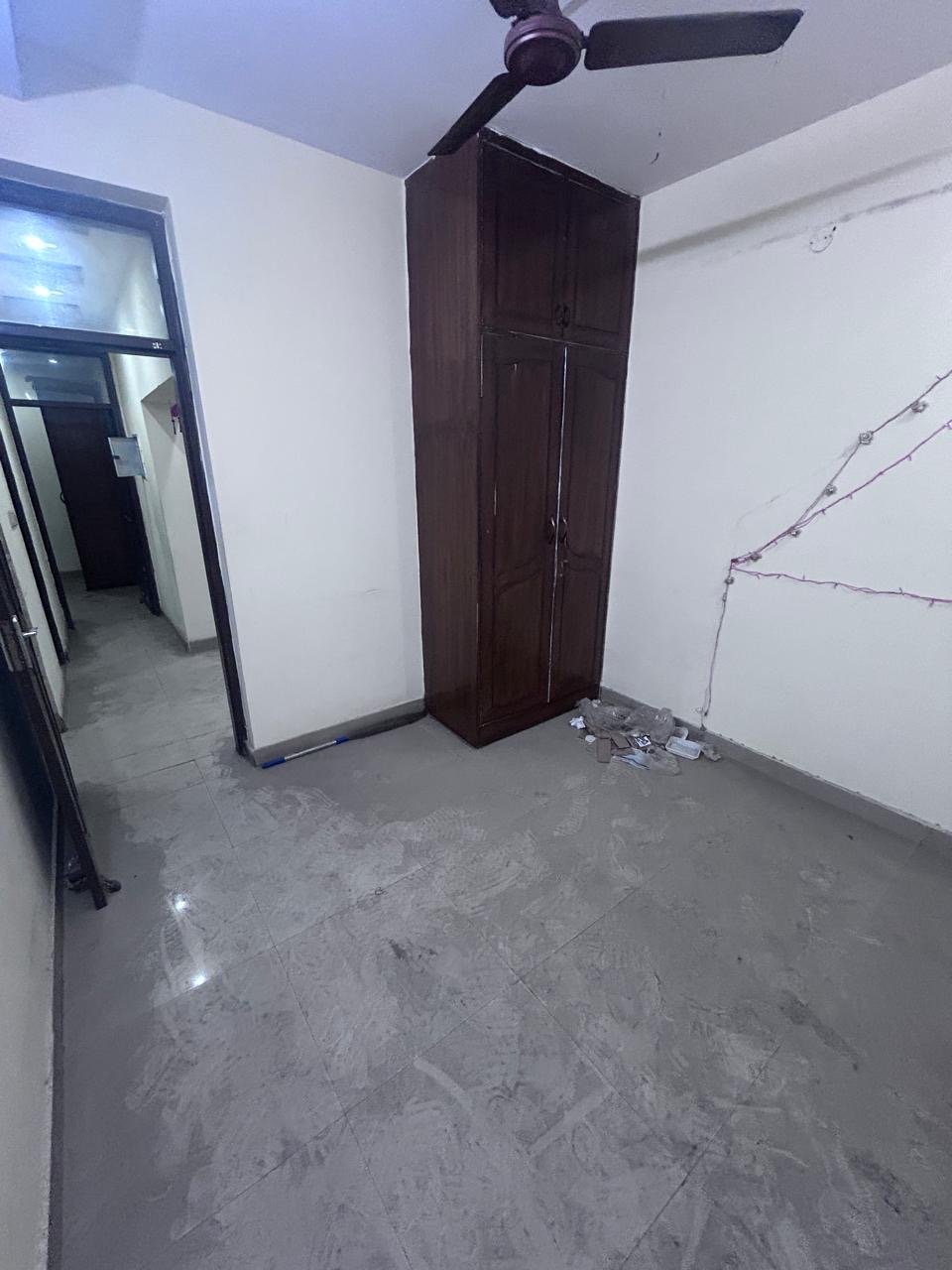 2 BHK DDA MIG Flat for sale in C4H Block Janakpuri with future extension potential – demand ₹1.40 Cr. 2 BHK DDA MIG Flat for sale in C4H Block Janakpuri with future extension potential – demand ₹1.40 Cr.