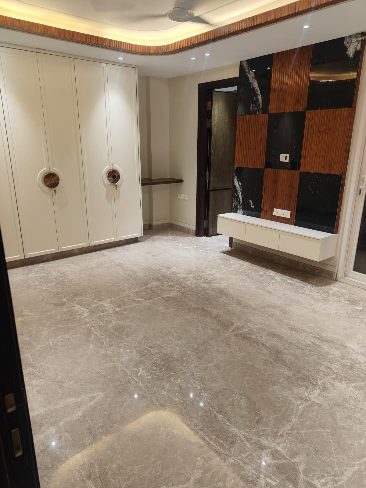 402f5a21-41f0-4ed1-85cd-4046895b2fa6