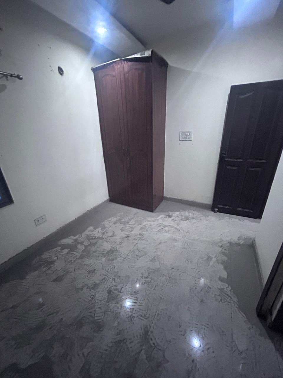 2 BHK DDA MIG Flat for sale in C4H Block Janakpuri with future extension potential – demand ₹1.40 Cr. 2 BHK DDA MIG Flat for sale in C4H Block Janakpuri with future extension potential – demand ₹1.40 Cr.