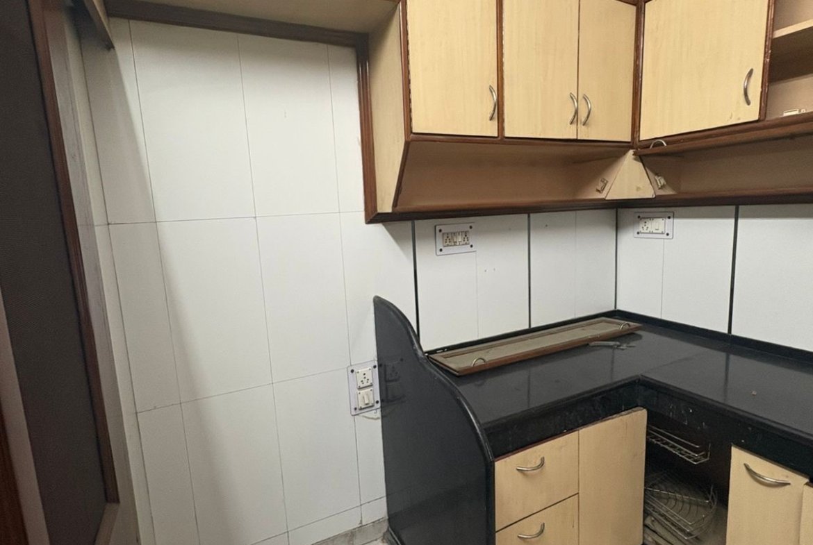 Spacious 3 BHK second-floor builder floor with roof in C1 Block Janakpuri available for rent at ₹41,000.