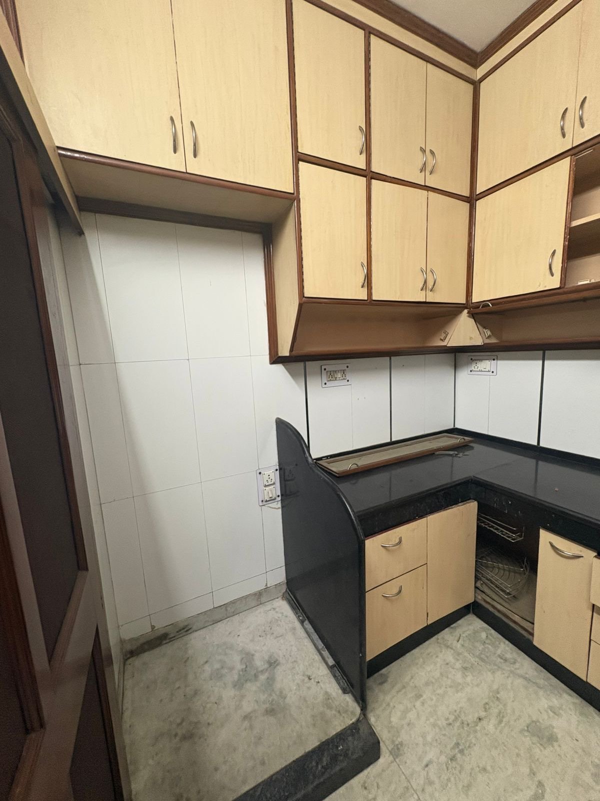Spacious 3 BHK second-floor builder floor with roof in C1 Block Janakpuri available for rent at ₹41,000. Spacious 3 BHK second-floor builder floor with roof in C1 Block Janakpuri available for rent at ₹41,000.