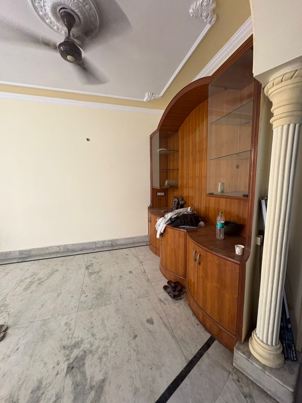 Spacious 3 BHK second-floor builder floor with roof in C1 Block Janakpuri available for rent at ₹41,000. Spacious 3 BHK second-floor builder floor with roof in C1 Block Janakpuri available for rent at ₹41,000.