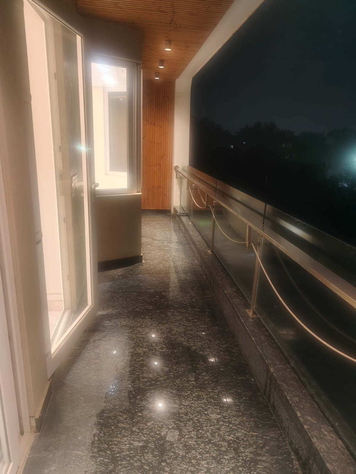 dcba24b8-c0ed-46d0-ae00-73b7fdef60a9