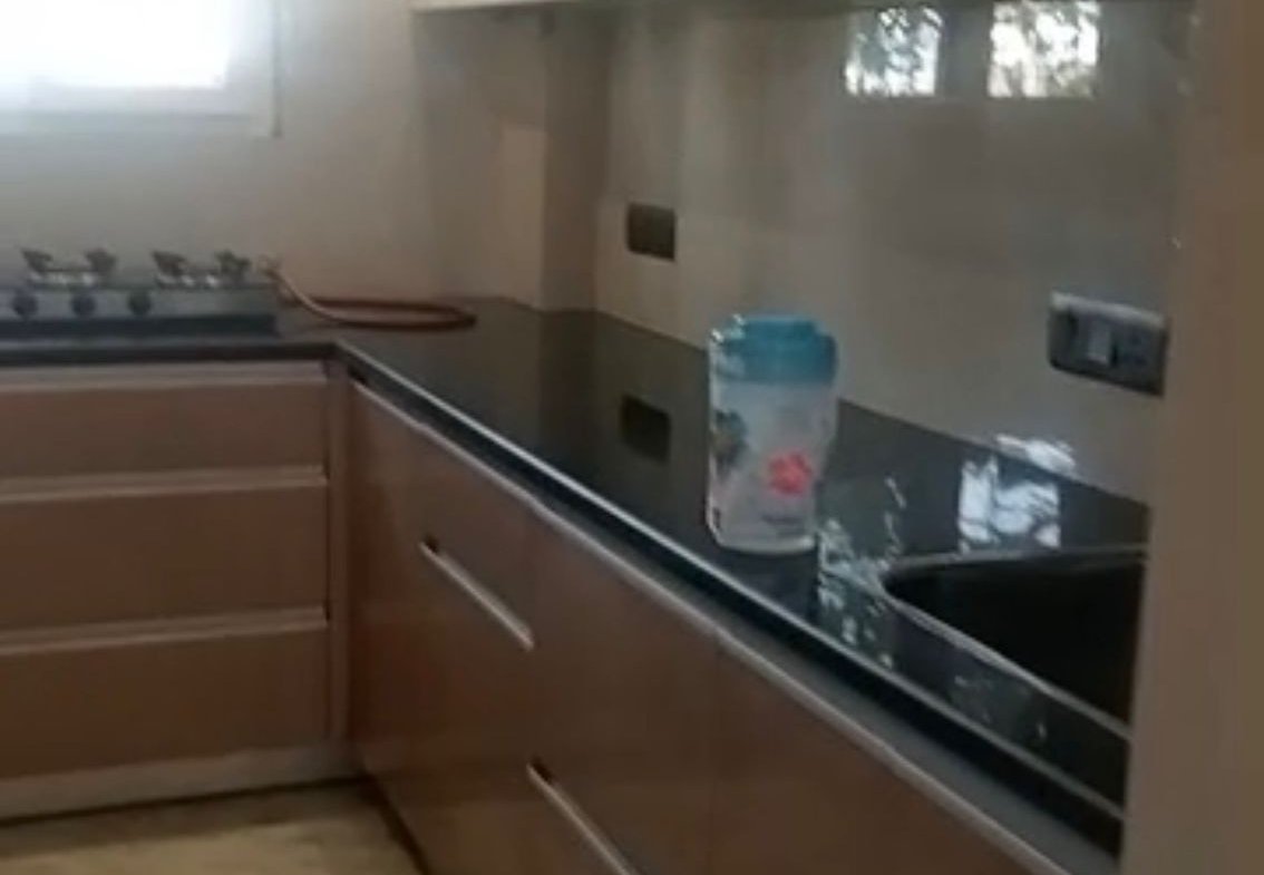 2 BHK Builder Floor for Rent in C6B Block Janakpuri | Lift & Parking | 2nd Floor