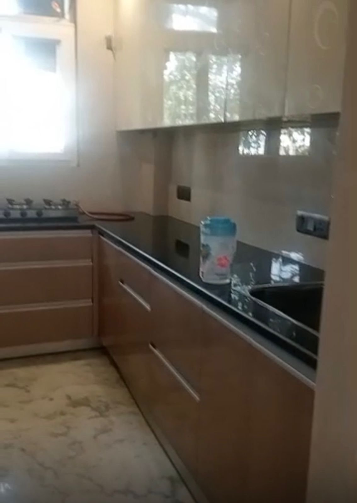 2 BHK Builder Floor for Rent in C6B Block Janakpuri | Lift & Parking | 2nd Floor