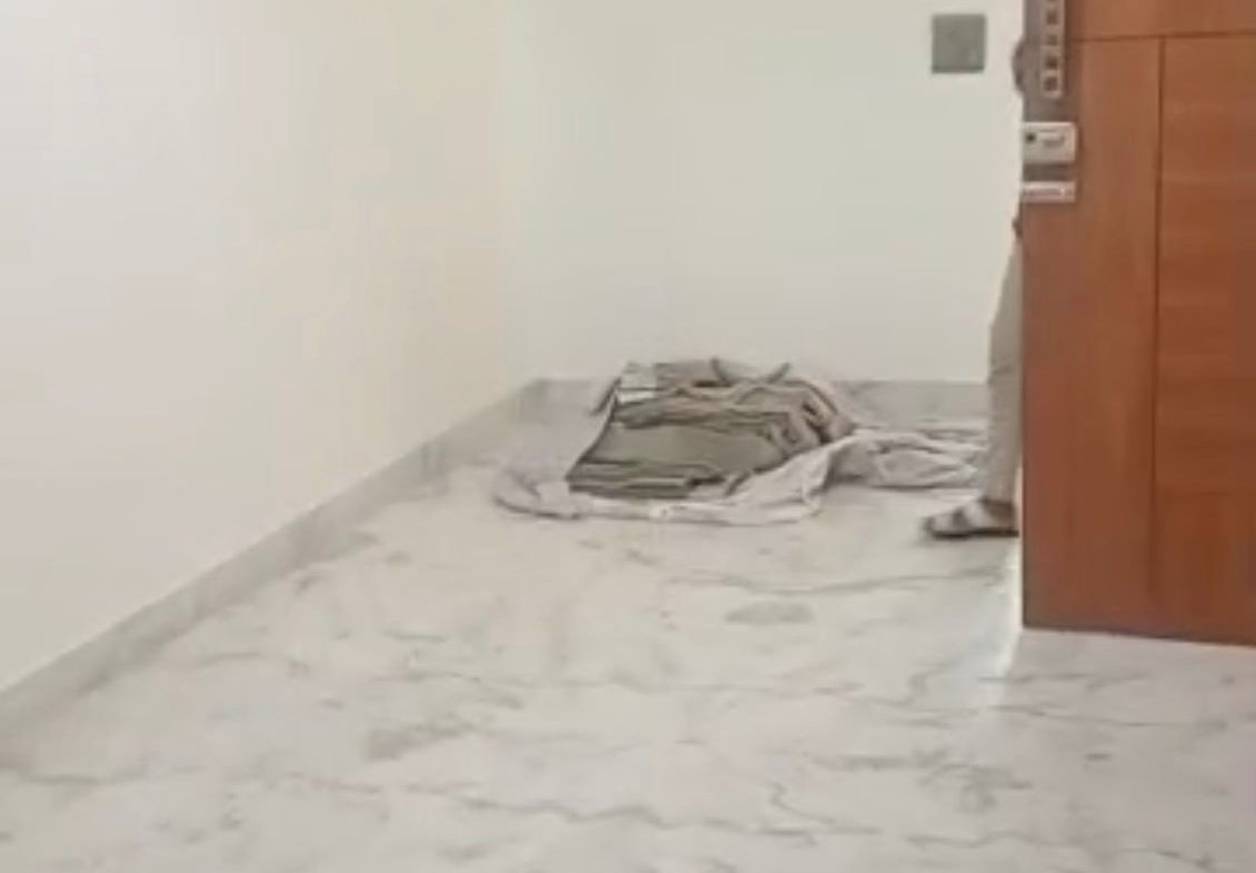 2 BHK Builder Floor for Rent in C6B Block Janakpuri | Lift & Parking | 2nd Floor