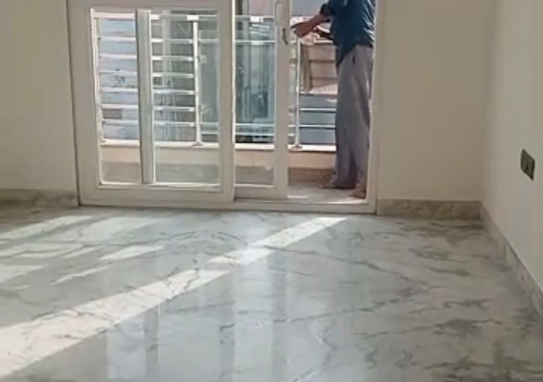 2 BHK Builder Floor for Rent in C6B Block Janakpuri | Lift & Parking | 2nd Floor