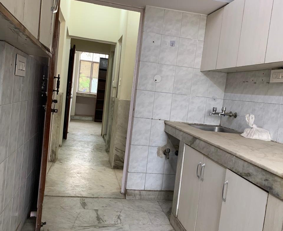 Modern 2 BHK for Rent in C4H Block, Janakpuri | Park Views, Ideal for Families