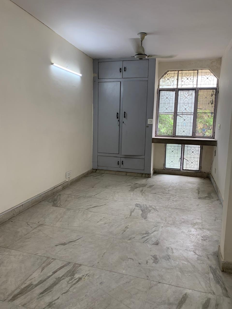Modern 2 BHK for Rent in C4H Block, Janakpuri | Park Views, Ideal for Families Modern 2 BHK for Rent in C4H Block, Janakpuri | Park Views, Ideal for Families
